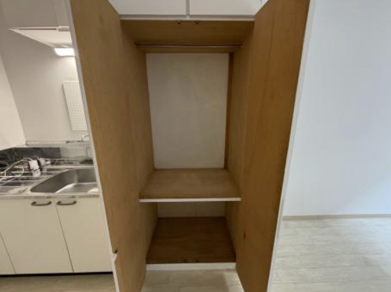 にじいろの灯 収納棚