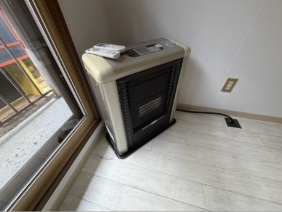 にじいろの灯 暖房器具